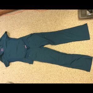 Woman’s SCRUBS -HEALING HANDS PURPLE LABEL